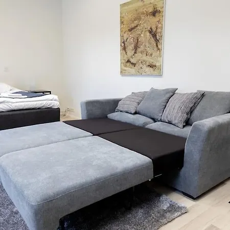 Keskusta Sviitti Parvekkeella Ja Pyykinpesukoneella Vanha Postitalo * Varkaus