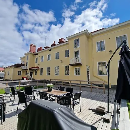 Apartamento Keskusta Sviitti Parvekkeella Ja Pyykinpesukoneella Vanha Postitalo *